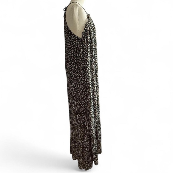 NWT Flawless High Low Ruffle Hem Floral Maxi Dress (size M) 207 - Picture 3 of 7